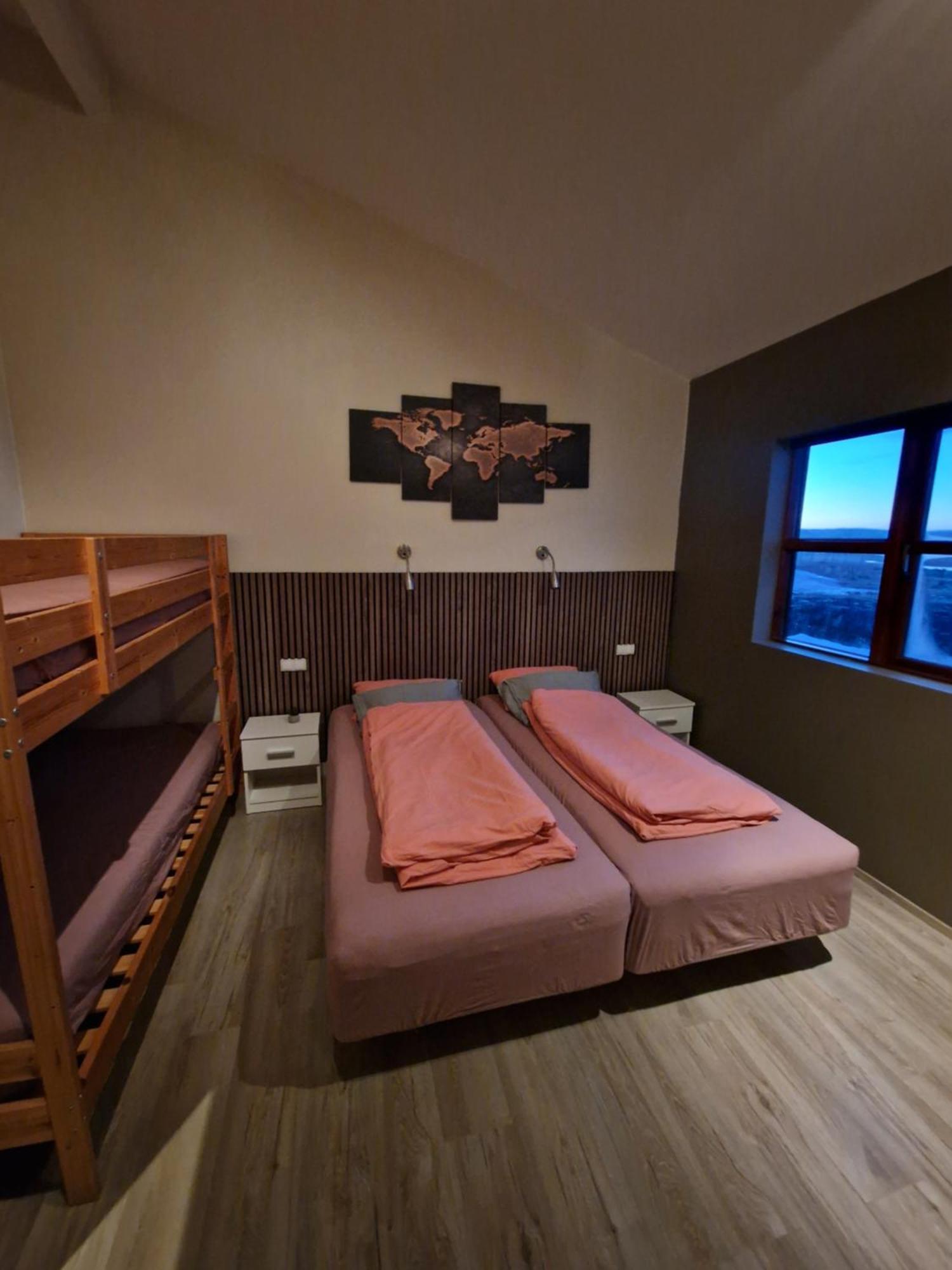 Eaglerock Guesthouse And Tours Kirkjubæjarklaustur Eksteriør billede